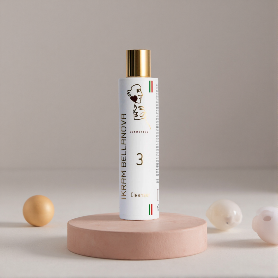 Latte detergente viso essenziale n. 3